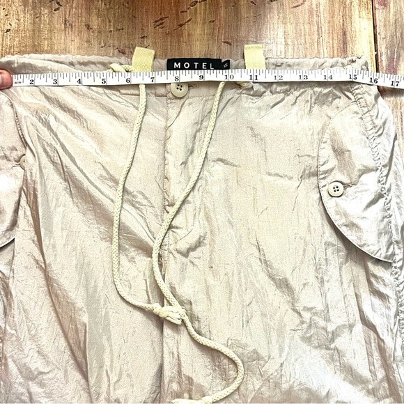 Motel Rocks, Light Golld,Shimmer Parachute Pants, Excellent Condition, Size XS - Picture 14 of 15